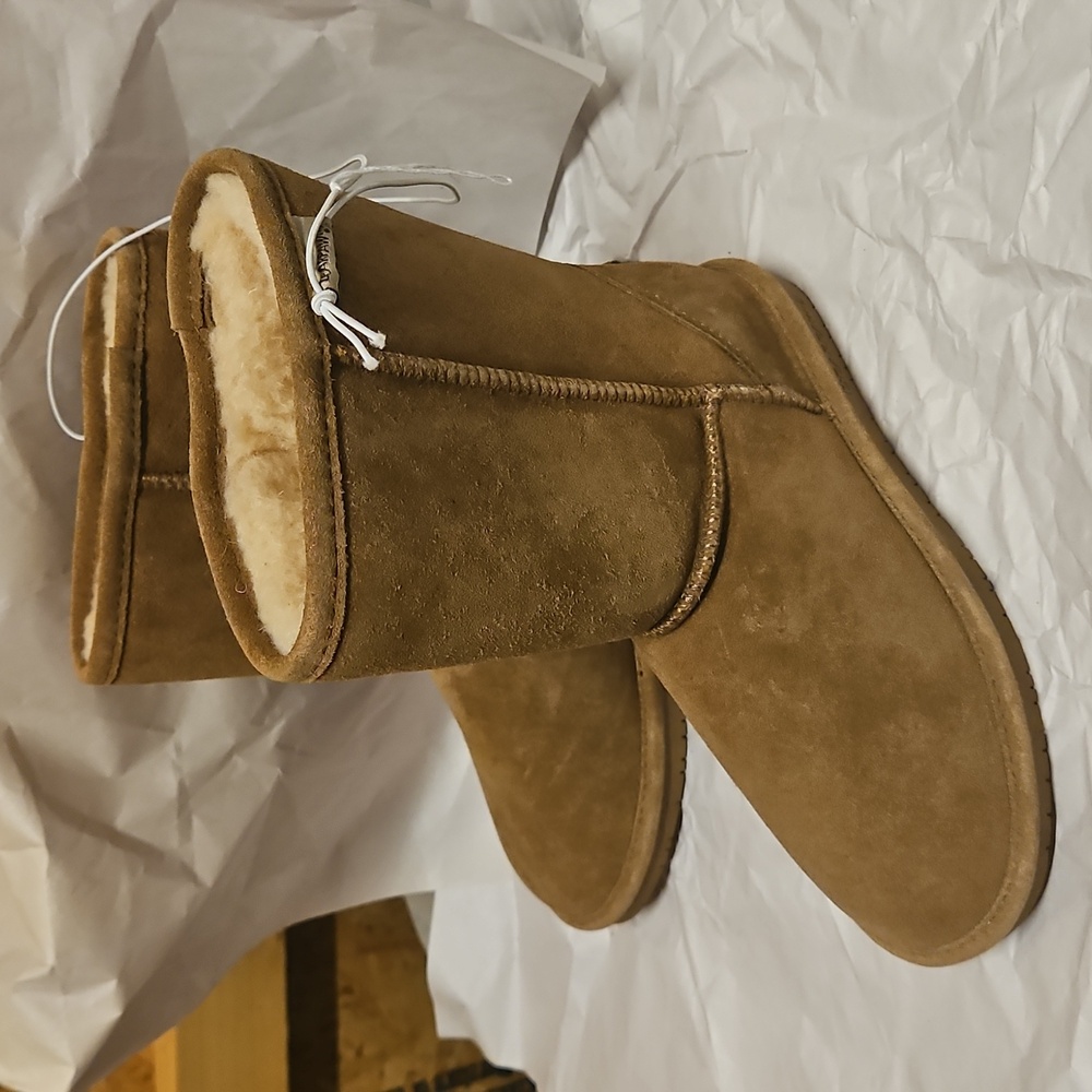 NWT BearPaw Tan Suede Mid Calf Boots Womens Size 7 - Picture 4 of 9